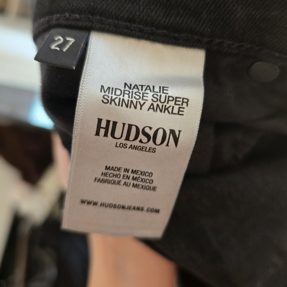 Hudson Jeans - Black Midrise Super Skinny Ankle